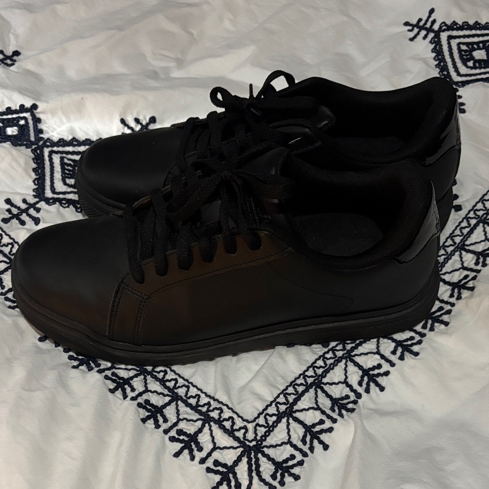 Tredsafe slip-resistant anti-fatigue work shoes W9.5